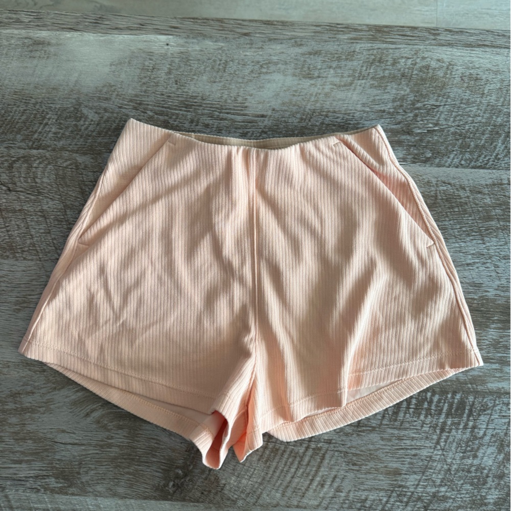 Peach Bellini Ribbed Softstreme High Rise Short (2)